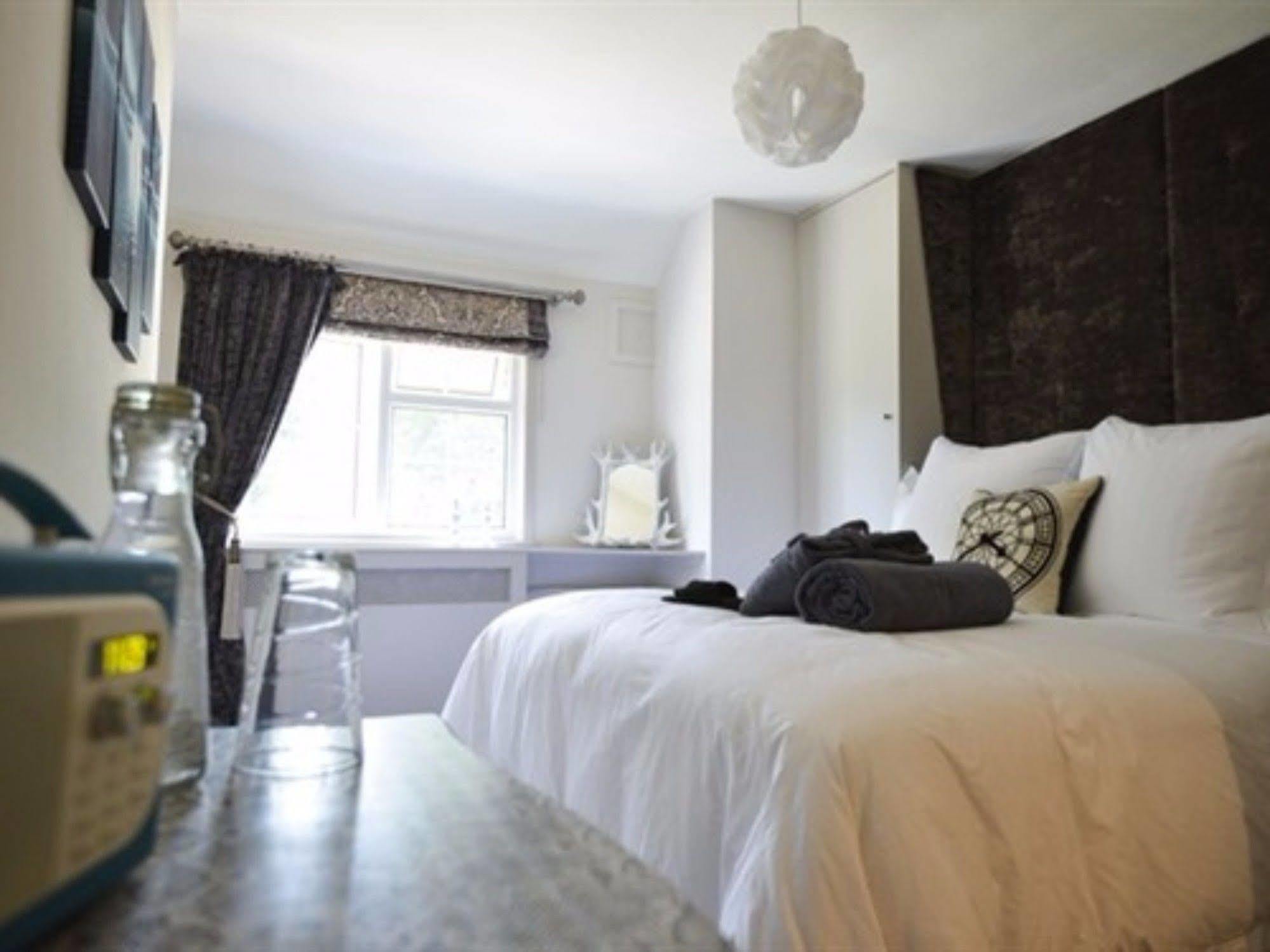 Crazy Fox Hurley Boutique B&B Dış mekan fotoğraf